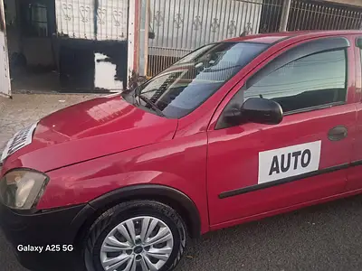 Corsa hatch